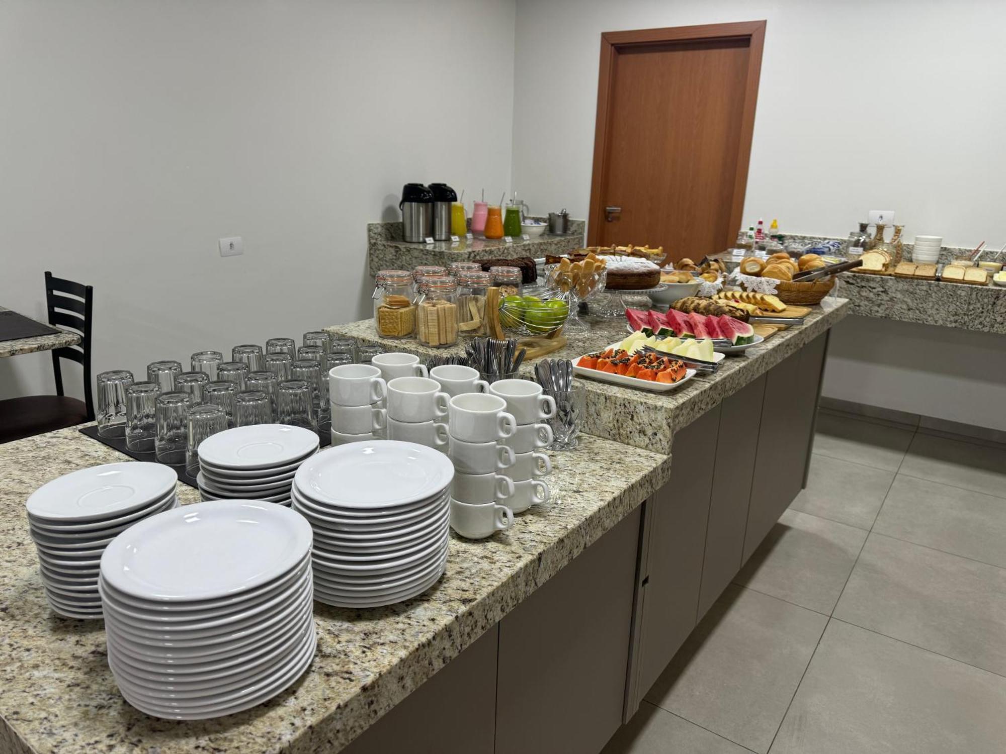 Hotel 7 Quedas Guaíra 外观 照片